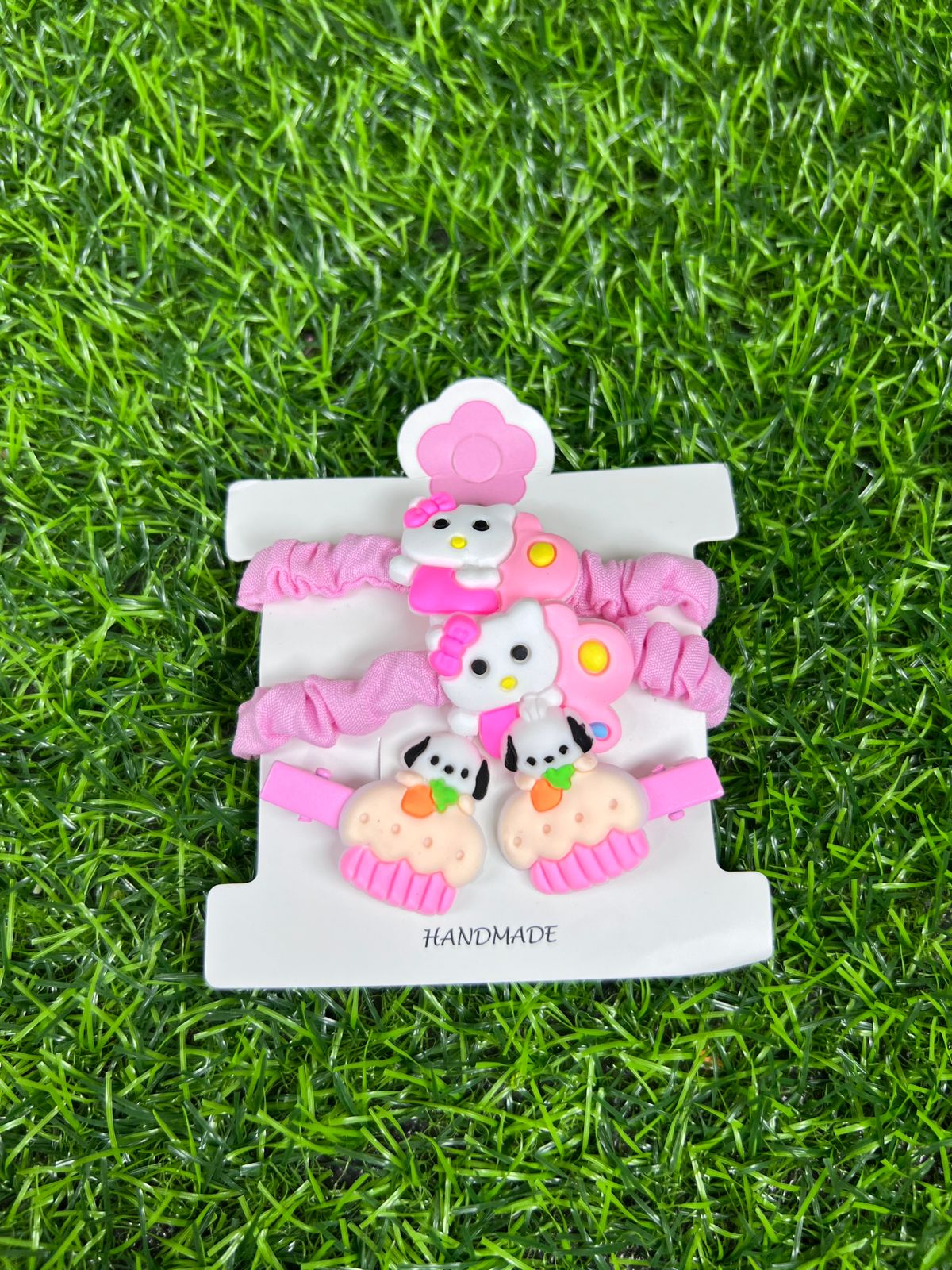 Pack of 2 imported ponies and 2 clips for kids girls